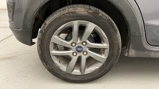 Used 2018 Ford Freestyle [2017-2021] Titanium 1.2 Petrol Manual tyres RIGHT REAR TYRE RIM VIEW