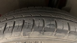 Used 2019 Maruti Suzuki Swift [2017-2021] VXI AMT Petrol Automatic tyres LEFT REAR TYRE TREAD VIEW