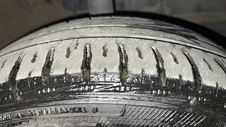 Used 2016 Toyota Etios [2010-2017] VD Diesel Manual tyres RIGHT FRONT TYRE TREAD VIEW