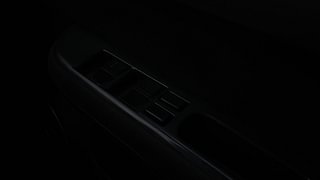 Used 2010 Maruti Suzuki Swift [2007-2011] VXi Petrol Manual top_features Central locking