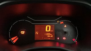 Used 2022 Renault Kwid 1.0 RXL AMT Petrol Automatic interior CLUSTERMETER VIEW