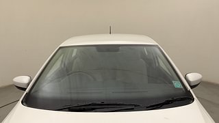 Used 2013 Volkswagen Polo [2010-2014] Comfortline 1.2L (P) Petrol Manual exterior FRONT WINDSHIELD VIEW