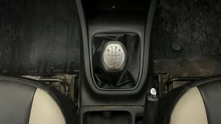 Used 2020 Renault Triber RXZ Petrol Manual interior GEAR  KNOB VIEW