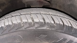 Used 2014 Hyundai i10 [2010-2016] Era Petrol Petrol Manual tyres LEFT FRONT TYRE TREAD VIEW