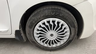 Used 2016 Maruti Suzuki Baleno [2015-2019] Delta AT Petrol Petrol Automatic tyres RIGHT FRONT TYRE RIM VIEW