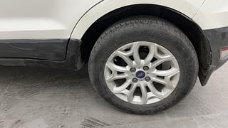 Used 2014 Ford EcoSport [2013-2015] Titanium 1.5L Ti-VCT Petrol Manual tyres LEFT REAR TYRE RIM VIEW