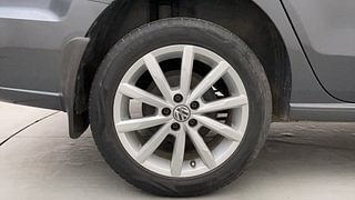 Used 2018 volkswagen Vento 1.2L Highline Plus Petrol AT Petrol Automatic tyres RIGHT REAR TYRE RIM VIEW