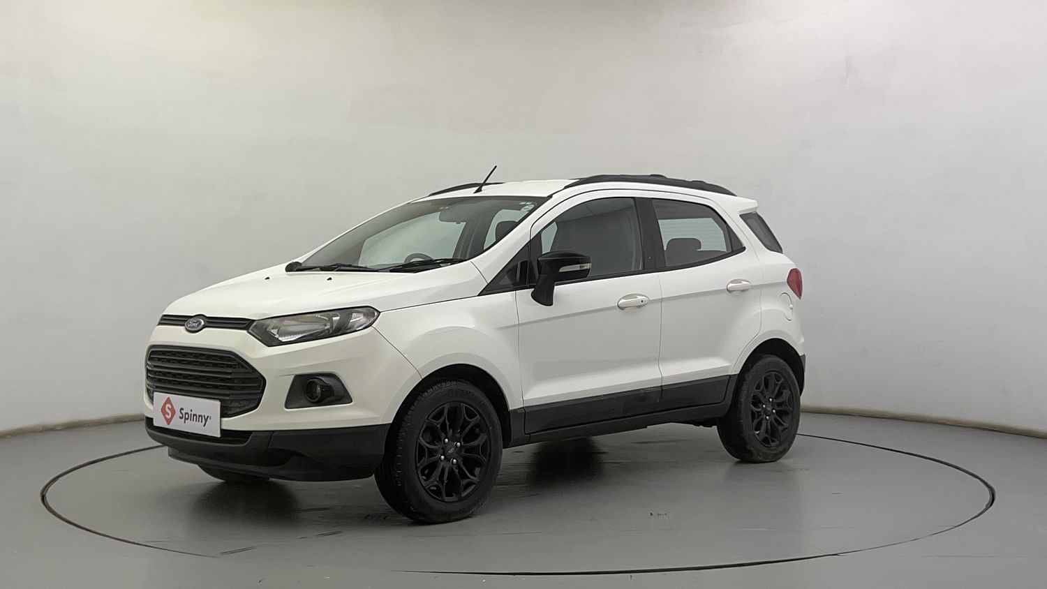 LEFT FRONT CORNER VIEW