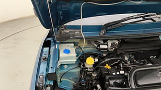 Used 2022 Renault Kwid 1.0 RXL AMT Petrol Automatic engine ENGINE RIGHT SIDE HINGE & APRON VIEW