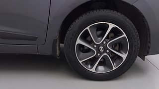 Used 2018 Hyundai Grand i10 [2017-2020] Sportz (O) AT 1.2 Kappa VTVT Petrol Automatic tyres RIGHT FRONT TYRE RIM VIEW