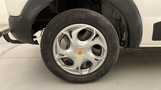 Used 2020 Renault Triber RXZ Petrol Manual tyres RIGHT REAR TYRE RIM VIEW