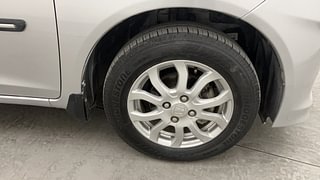 Used 2014 Honda Amaze [2013-2016] 1.2 VX i-VTEC Petrol Manual tyres RIGHT FRONT TYRE RIM VIEW