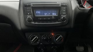 Used 2019 Maruti Suzuki Swift [2017-2021] VXI AMT Petrol Automatic interior MUSIC SYSTEM & AC CONTROL VIEW