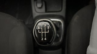 Used 2019 Renault Kwid [2017-2019] RXT 1.0 SCE Special (O) Petrol Manual interior GEAR  KNOB VIEW