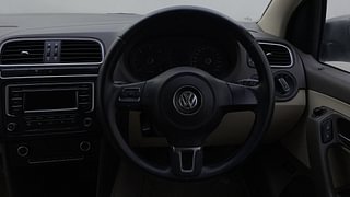 Used 2013 volkswagen Vento 1.6L Highline Diesel Diesel Manual top_features Steering mounted controls
