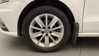 Used 2017 Volkswagen Ameo [2016-2020] Highline1.2L (P) Petrol Manual tyres LEFT FRONT TYRE RIM VIEW