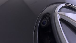 Used 2018 Hyundai Grand i10 [2017-2020] Sportz (O) AT 1.2 Kappa VTVT Petrol Automatic top_features Rear camera