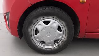 Used 2011 Chevrolet Beat LT Petrol Petrol Manual tyres LEFT FRONT TYRE RIM VIEW