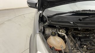 Used 2018 Ford Freestyle [2017-2021] Titanium 1.2 Petrol Manual engine ENGINE RIGHT SIDE HINGE & APRON VIEW