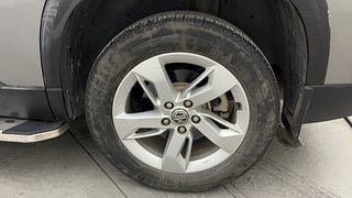 Used 2022 mg-motors Hector 1.5 Shine Petrol Turbo CVT Petrol Automatic tyres LEFT REAR TYRE RIM VIEW