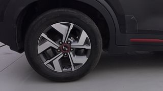 Used 2021 Kia Sonet GTX Plus 1.0 iMT Petrol Manual tyres RIGHT REAR TYRE RIM VIEW