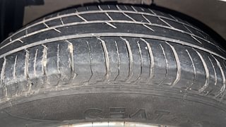 Used 2016 Maruti Suzuki Ertiga [2015-2018] ZXI Petrol Manual tyres LEFT FRONT TYRE TREAD VIEW