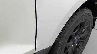 Used 2016 Ford EcoSport [2015-2017] Titanium 1.5L Ti-VCT AT Petrol Automatic dents MINOR SCRATCH