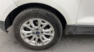Used 2014 Ford EcoSport [2013-2015] Titanium 1.5L Ti-VCT Petrol Manual tyres LEFT FRONT TYRE RIM VIEW