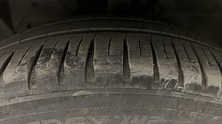 Used 2018 Ford Freestyle [2017-2021] Titanium 1.2 Petrol Manual tyres LEFT FRONT TYRE TREAD VIEW
