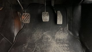 Used 2017 Maruti Suzuki Baleno [2015-2019] Zeta Petrol+CNG (Outside FItted) Petrol+cng Manual interior PEDALS VIEW