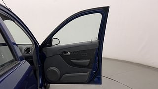 Used 2013 Maruti Suzuki Alto 800 [2012-2016] Lxi Petrol Manual interior RIGHT FRONT DOOR OPEN VIEW