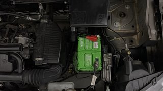 Used 2019 Renault Kwid [2015-2019] 1.0 RXT AMT Opt Petrol Automatic engine ENGINE LEFT SIDE VIEW