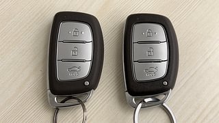 Used 2024 Hyundai Exter SX(O) 1.2 Petrol MT Petrol Manual extra CAR KEY VIEW