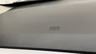 Used 2020 Renault Triber RXZ Petrol Manual top_features Airbags
