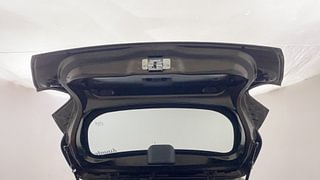 Used 2018 Renault Kwid [2015-2019] 1.0 RXT AMT Opt Petrol Automatic interior DICKY DOOR OPEN VIEW