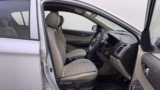 Used 2011 Hyundai i20 [2008-2012] Asta 1.2 Petrol Manual interior RIGHT SIDE FRONT DOOR CABIN VIEW