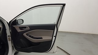 Used 2015 Hyundai Elite i20 [2014-2018] Asta 1.2 Petrol Manual interior RIGHT FRONT DOOR OPEN VIEW