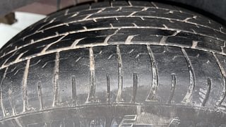 Used 2016 Hyundai Creta [2015-2018] 1.6 SX Plus Petrol Petrol Manual tyres RIGHT REAR TYRE TREAD VIEW
