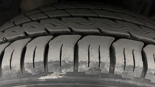 Used 2014 Ford EcoSport [2013-2015] Titanium 1.5L Ti-VCT Petrol Manual tyres RIGHT FRONT TYRE TREAD VIEW
