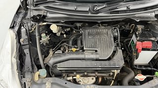 Used 2015 Maruti Suzuki Swift [2011-2017] VXi Petrol Manual engine ENGINE RIGHT SIDE VIEW