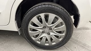 Used 2017 Maruti Suzuki Baleno [2015-2019] Zeta AT Petrol Petrol Automatic tyres LEFT REAR TYRE RIM VIEW