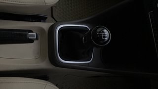 Used 2013 volkswagen Vento 1.6L Highline Diesel Diesel Manual interior GEAR  KNOB VIEW