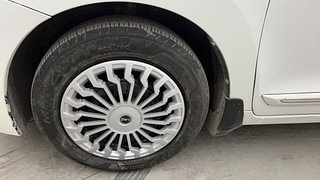 Used 2016 Maruti Suzuki Baleno [2015-2019] Delta AT Petrol Petrol Automatic tyres LEFT FRONT TYRE RIM VIEW