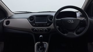 Used 2018 Hyundai Grand i10 [2017-2020] Sportz (O) AT 1.2 Kappa VTVT Petrol Automatic interior DASHBOARD VIEW