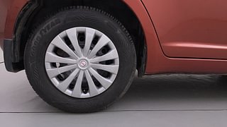 Used 2010 Maruti Suzuki Swift [2007-2011] VXi Petrol Manual tyres RIGHT REAR TYRE RIM VIEW
