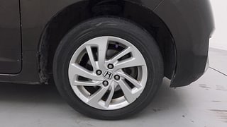 Used 2016 honda Jazz VX Petrol Manual tyres RIGHT FRONT TYRE RIM VIEW