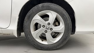 Used 2015 Honda City [2014-2017] V Diesel Diesel Manual tyres RIGHT FRONT TYRE RIM VIEW
