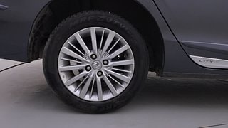 Used 2022 Honda City V CVT Petrol Automatic tyres RIGHT REAR TYRE RIM VIEW