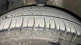 Used 2018 Maruti Suzuki Ignis [2017-2018] Alpha AMT Diesel Diesel Automatic tyres LEFT FRONT TYRE TREAD VIEW