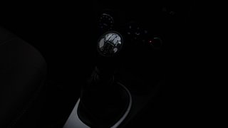 Used 2017 Renault Duster [2015-2019] 110 PS RXZ 4X2 MT Diesel Manual interior GEAR  KNOB VIEW